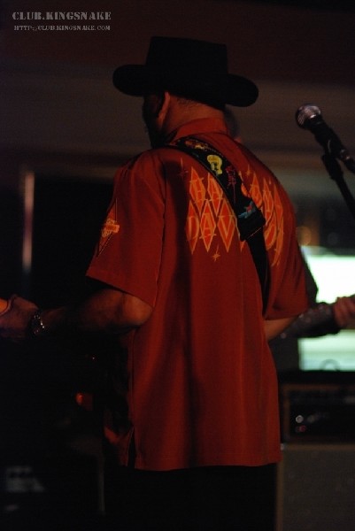 Sherman Robertson w/Shawn Kellerman live at the Junction. Peterborough, Ont