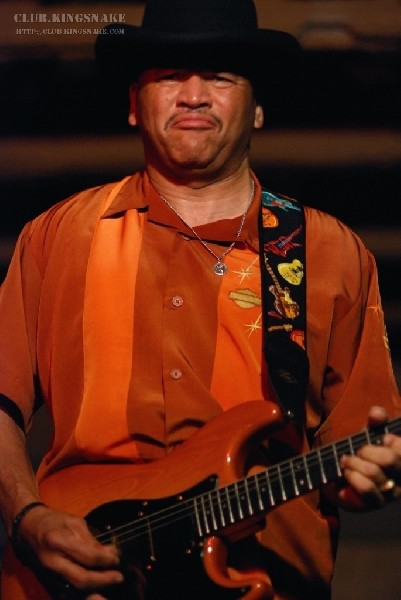 Sherman Robertson w/Shawn Kellerman live at the Junction. Peterborough, Ont