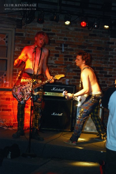The Embarrassments - Peterborough, Ontario.   May 24, 2007