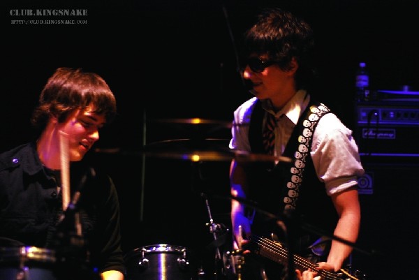 KissHello - Peterborough, Ontario.   January 13, 2007