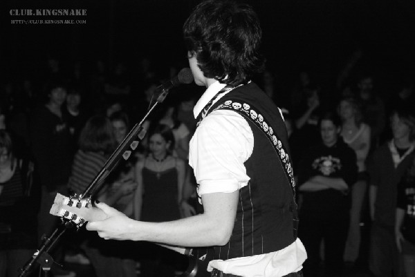 KissHello - Peterborough, Ontario.   January 13, 2007