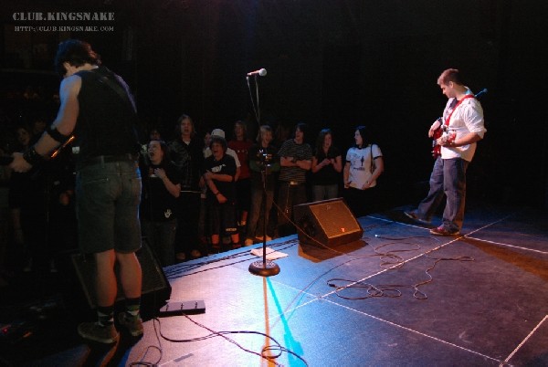 KissHello - Peterborough, Ontario.   May 19, 2007