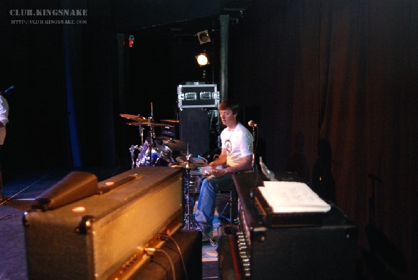 KissHello - Peterborough, Ontario.   May 19, 2007