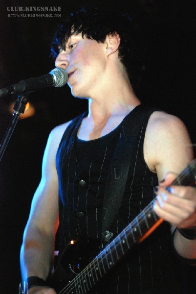 KissHello - Peterborough, Ontario.   May 19, 2007