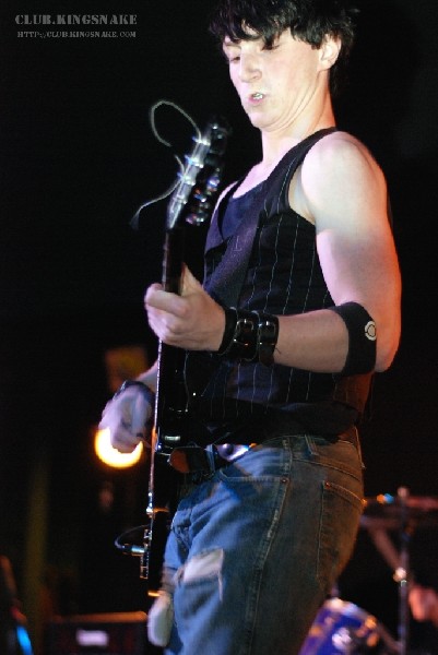 KissHello - Peterborough, Ontario.   May 19, 2007