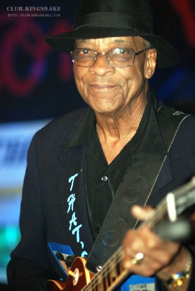 Kenny Wayne Shepherd with Hubert Sumlin at Antone's.  SXSW 2007