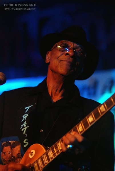 Kenny Wayne Shepherd with Hubert Sumlin at Antone's.  SXSW 2007