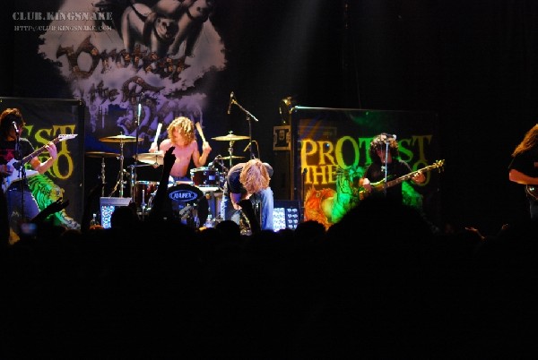 Protest The Hero - Toronto, Ontario.   Dec 9, 2006