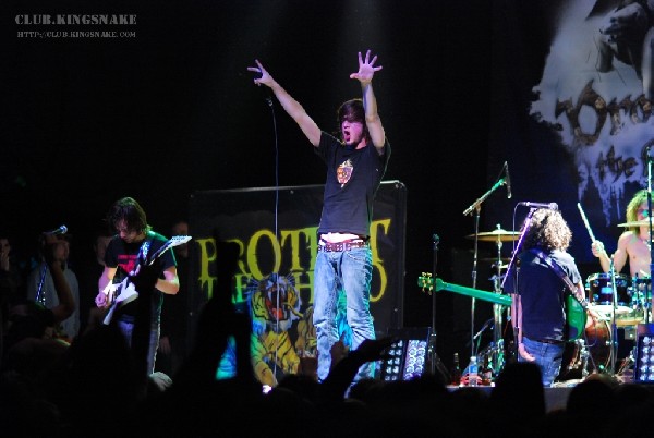 Protest The Hero - Toronto, Ontario.   Dec 9, 2006