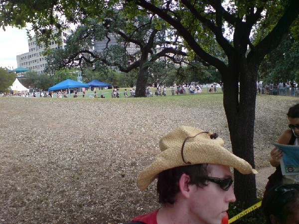 ACL Fest - Waiting on the Shuttles