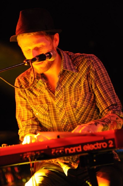 Aaron Ivey at La Zona Rosa, Austin, Texas, 05/08/10