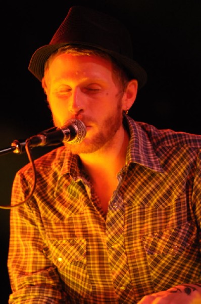 Aaron Ivey at La Zona Rosa, Austin, Texas, 05/08/10