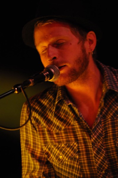 Aaron Ivey at La Zona Rosa, Austin, Texas, 05/08/10