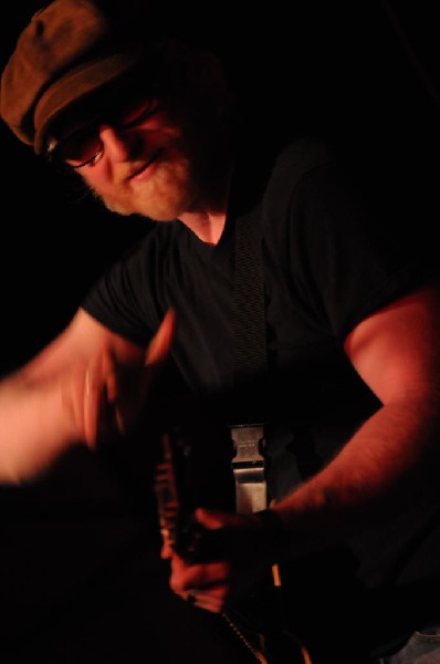 Aaron Ivey at La Zona Rosa, Austin, Texas, 05/08/10