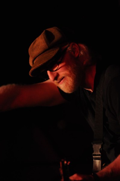 Aaron Ivey at La Zona Rosa, Austin, Texas, 05/08/10