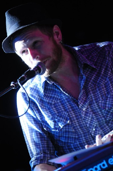 Aaron Ivey at La Zona Rosa, Austin, Texas, 05/08/10