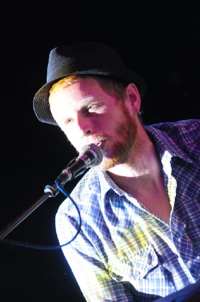 Aaron Ivey at La Zona Rosa, Austin, Texas, 05/08/10