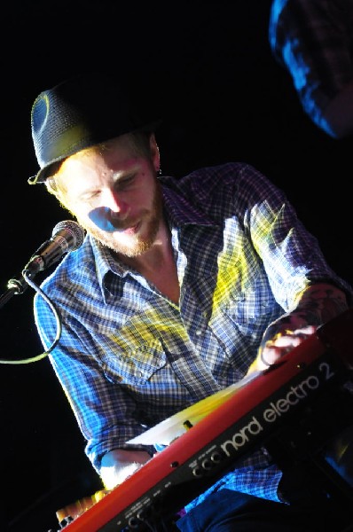 Aaron Ivey at La Zona Rosa, Austin, Texas, 05/08/10