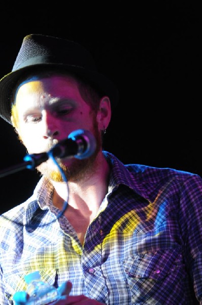 Aaron Ivey at La Zona Rosa, Austin, Texas, 05/08/10