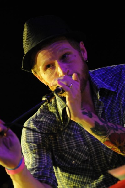 Aaron Ivey at La Zona Rosa, Austin, Texas, 05/08/10