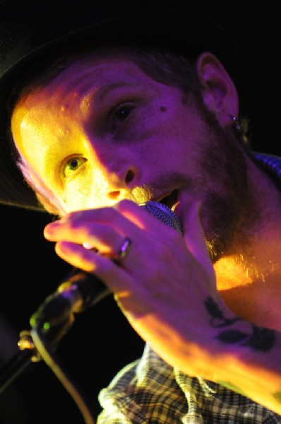 Aaron Ivey at La Zona Rosa, Austin, Texas, 05/08/10