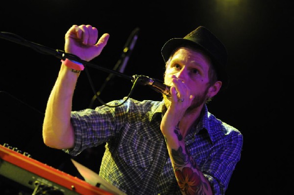 Aaron Ivey at La Zona Rosa, Austin, Texas, 05/08/10