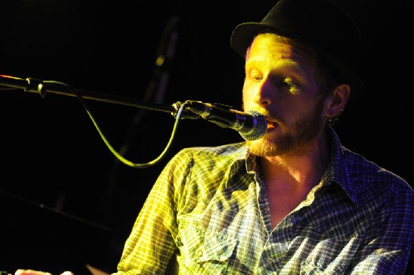 Aaron Ivey at La Zona Rosa, Austin, Texas, 05/08/10