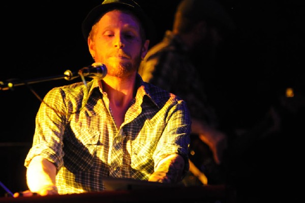 Aaron Ivey at La Zona Rosa, Austin, Texas, 05/08/10