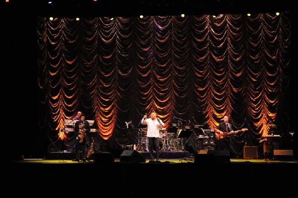 Aaron Neville at ACL Live Austin Texas December 13, 2011