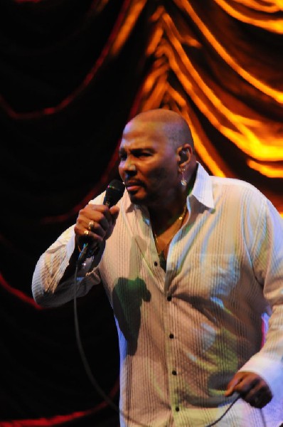 Aaron Neville at ACL Live Austin Texas December 13, 2011