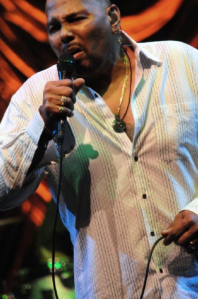 Aaron Neville at ACL Live Austin Texas December 13, 2011