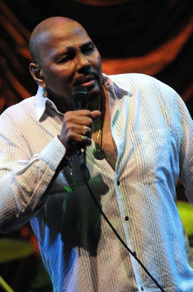 Aaron Neville at ACL Live Austin Texas December 13, 2011