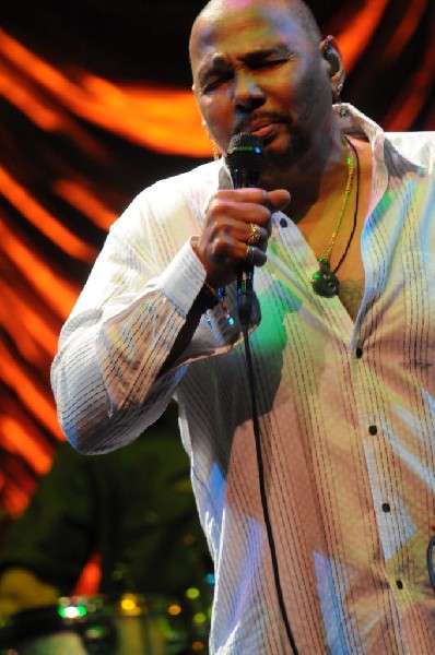 Aaron Neville at ACL Live Austin Texas December 13, 2011