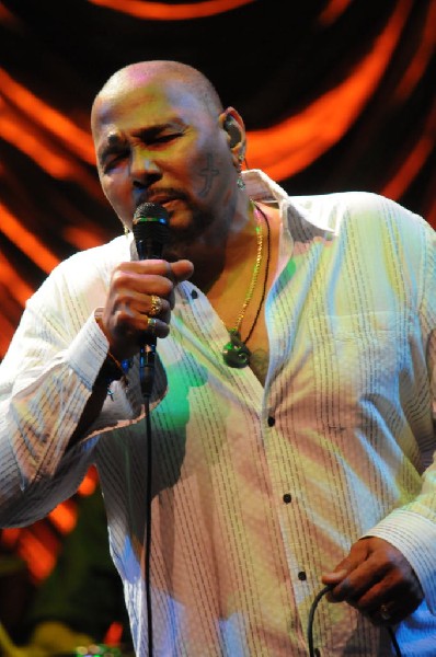 Aaron Neville at ACL Live Austin Texas December 13, 2011