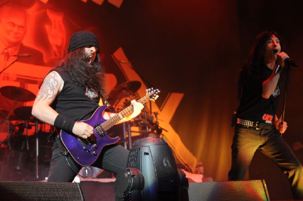 Anthrax at AT&T Center, San Antonio, Texas, 09/25/10 Second night of Am