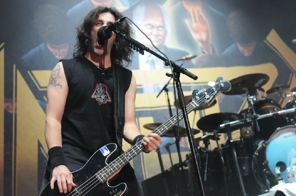 Anthrax at AT&T Center, San Antonio, Texas, 09/25/10 Second night of Am