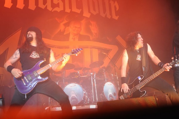 Anthrax at Superpages.com Center, Dallas Texas, 09/24/10 Opening night of A