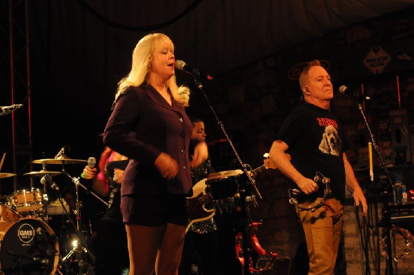 The B-52s at Stubb's BarBQ, Austin, Texas - 11/02/11 - photo by jeff barrin