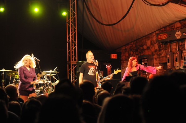 The B-52s at Stubb's BarBQ, Austin, Texas - 11/02/11 - photo by jeff barrin