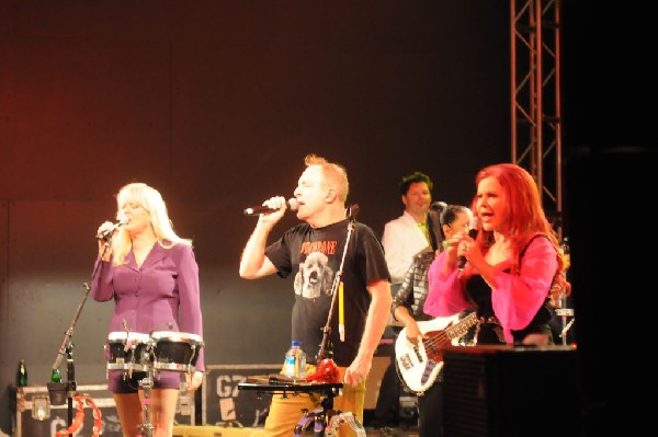 The B-52s at Stubb's BarBQ, Austin, Texas - 11/02/11 - photo by jeff barrin