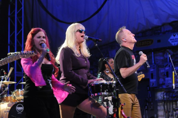 The B-52s at Stubb's BarBQ, Austin, Texas - 11/02/11 - photo by jeff barrin