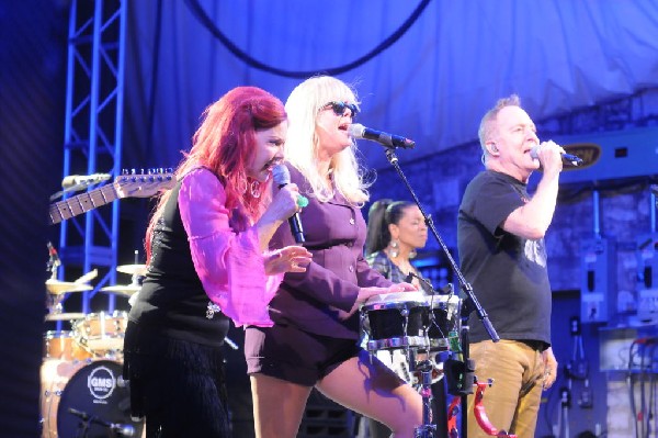 The B-52s at Stubb's BarBQ, Austin, Texas - 11/02/11 - photo by jeff barrin