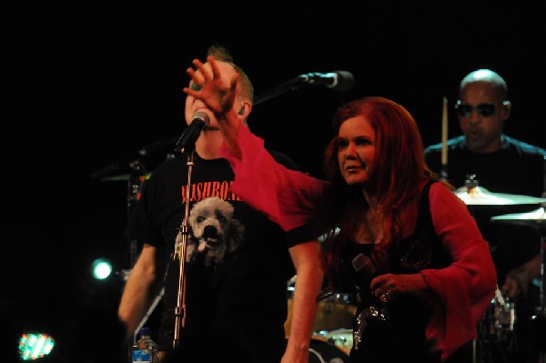 The B-52s at Stubb's BarBQ, Austin, Texas - 11/02/11 - photo by jeff barrin