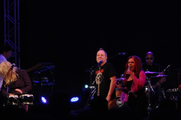 The B-52s at Stubb's BarBQ, Austin, Texas - 11/02/11 - photo by jeff barrin