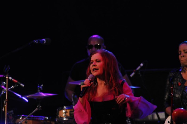 The B-52s at Stubb's BarBQ, Austin, Texas - 11/02/11 - photo by jeff barrin