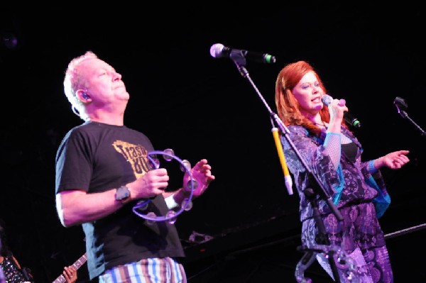 The B-52s at La Zona Rosa, Austin, Texas 05/15/10