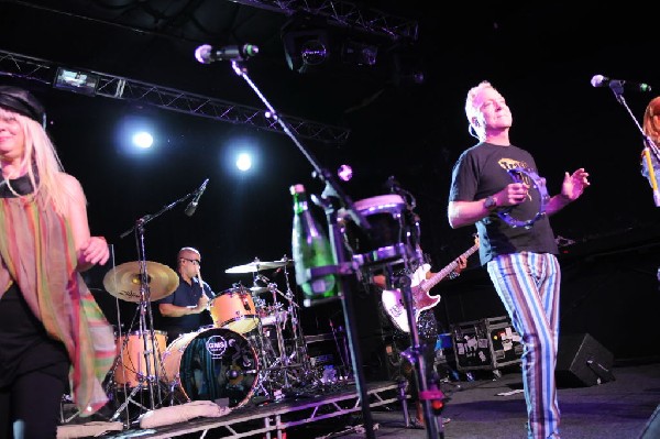 The B-52s at La Zona Rosa, Austin, Texas 05/15/10