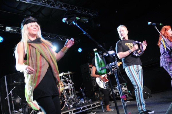 The B-52s at La Zona Rosa, Austin, Texas 05/15/10