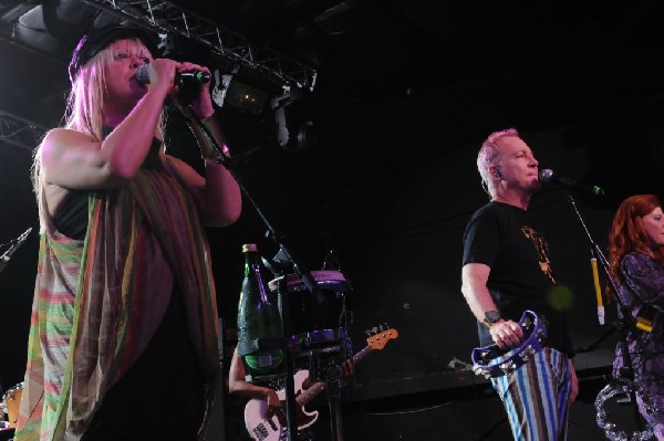 The B-52s at La Zona Rosa, Austin, Texas 05/15/10