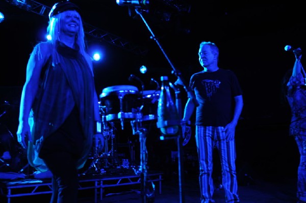 The B-52s at La Zona Rosa, Austin, Texas 05/15/10